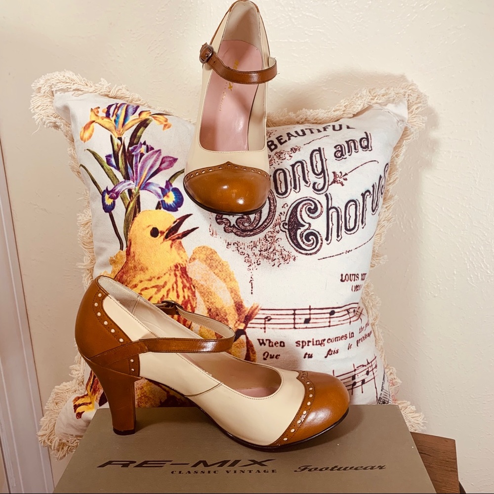 Remix Retro Baby Jane Pumps